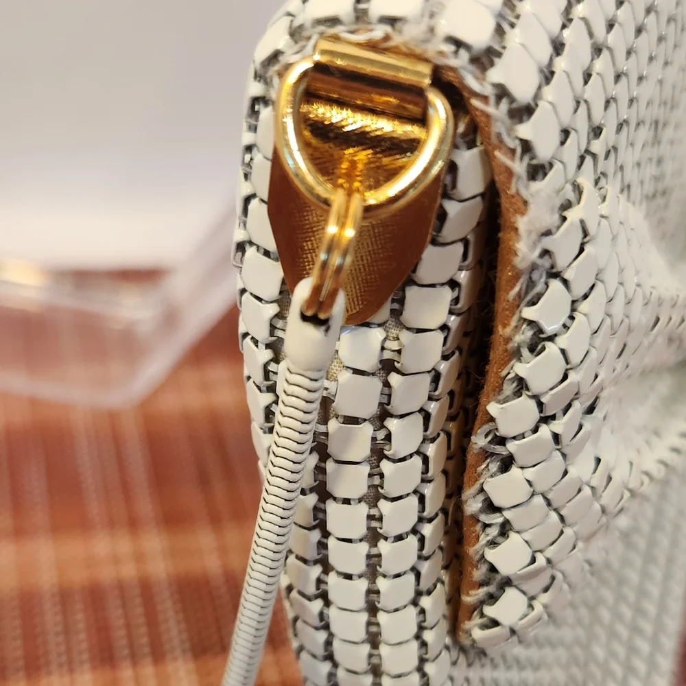 Carla Marchi Vintage White Metal Mesh Evening Bag With Snake Chain Strap OS